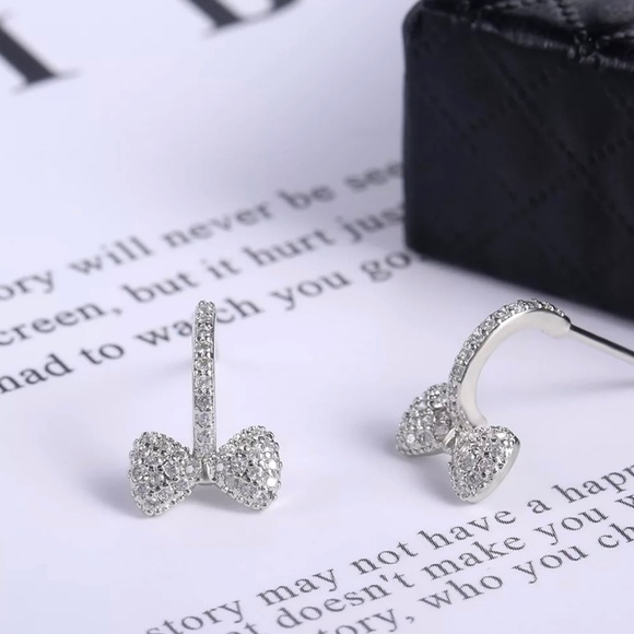 ✨Stunning Bow Drops✨ - Picture 5 of 7